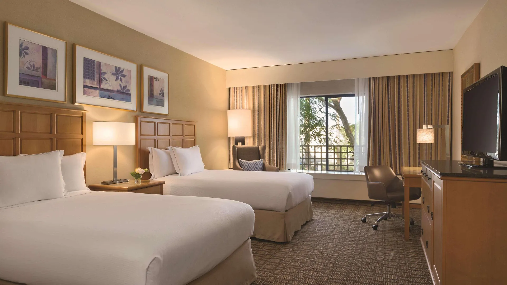Hilton Scottsdale Resort & Villas